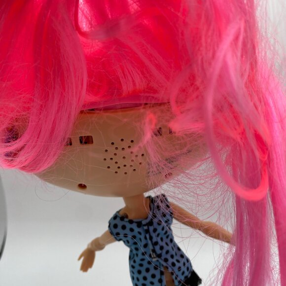 CHATSTERS Gabby Doll Pink Hair & Glasses by Spinmaster Interactive - FUN - Picture 12 of 16